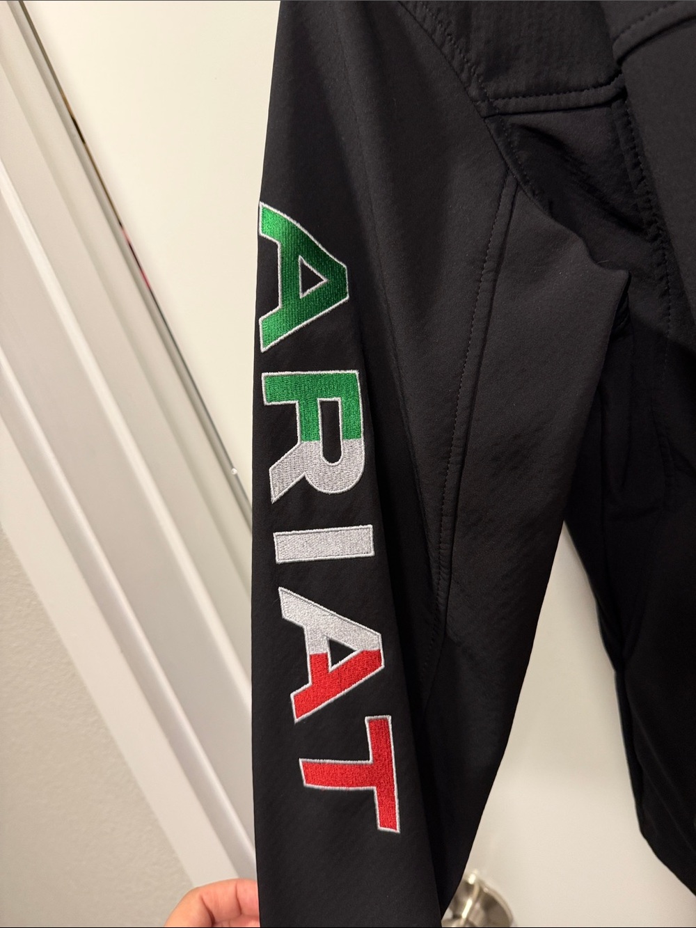 Ariat Black Softshell Jacket with Multicolor Sleeve Logo - Picture 4 of 8